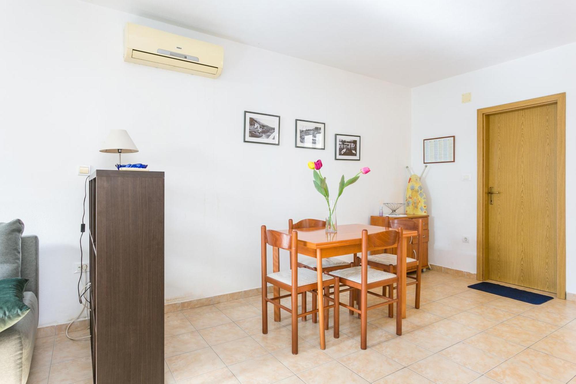 Apartments By The Sea Zivogosce - Porat, Makarska - 20207 Igrane Værelse billede